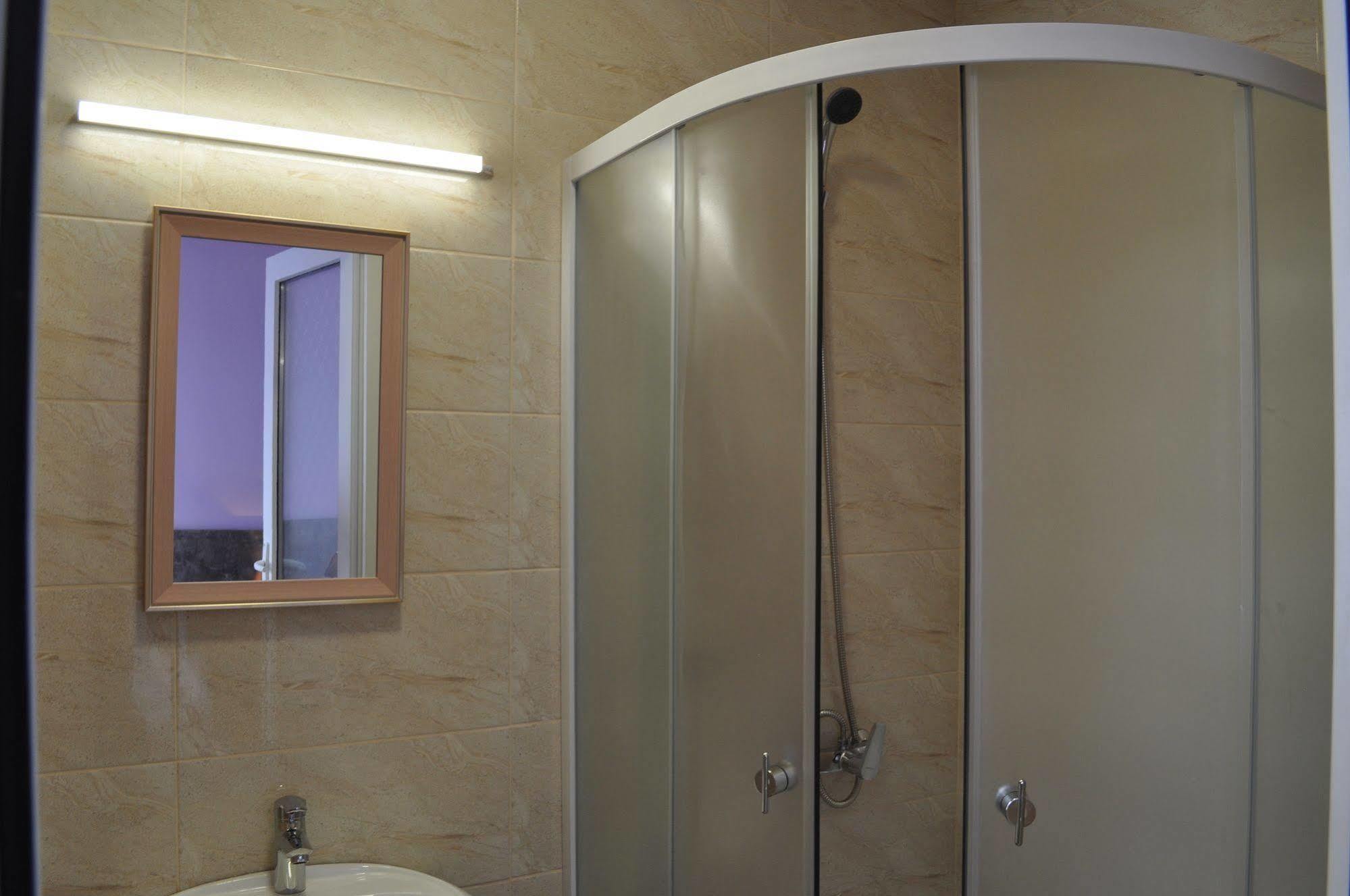 Tiflis Avlabari Hotel Экстерьер фото